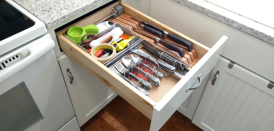 Kitchen_Cutlery_Drawer_Main